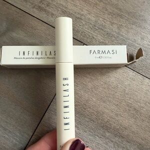 Farmasi Infinilash Mascara - black